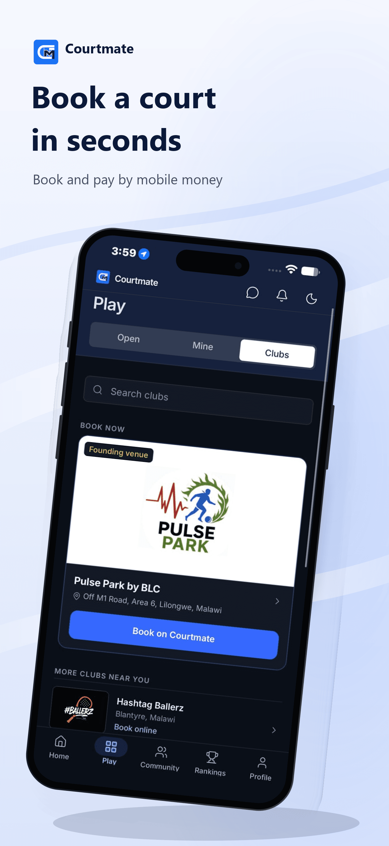 Courtmate Play screen listing padel clubs with a button to book a court.